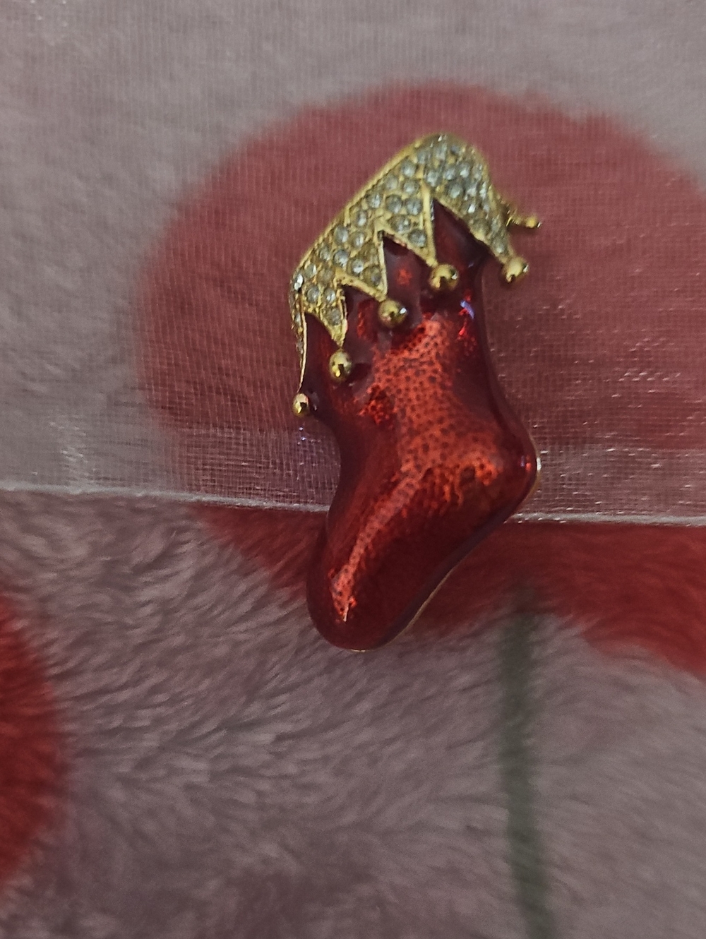 Red & Gold Enamel Stocking Brooch